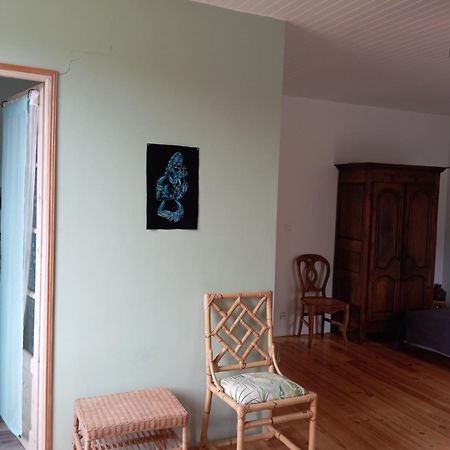 Bed and Breakfast A La Source Сен-Сирк-Лапопи Экстерьер фото