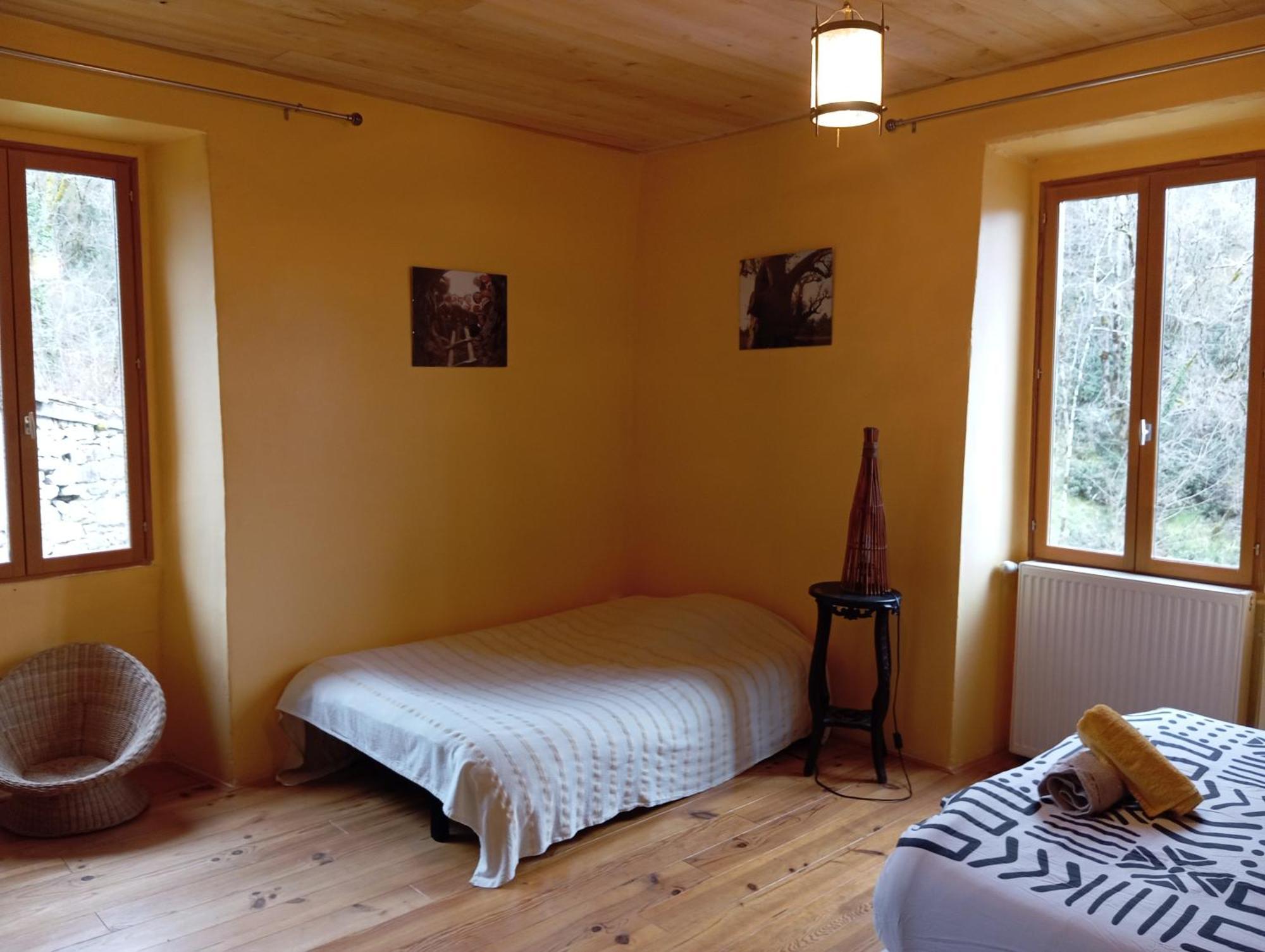 Bed and Breakfast A La Source Сен-Сирк-Лапопи Экстерьер фото